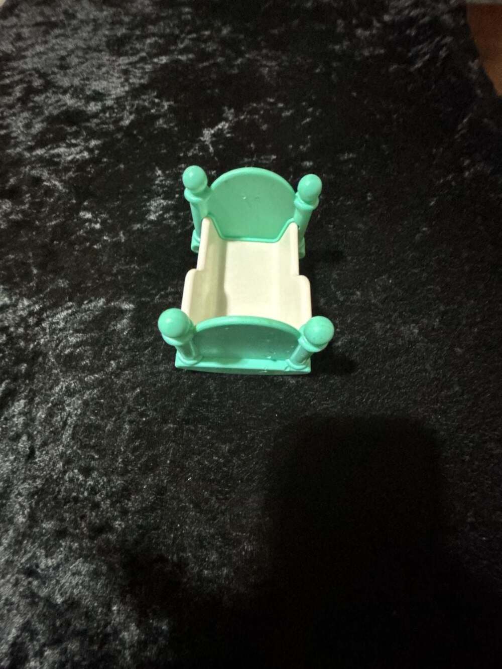 Little Tikes Grand Mansion Dollhouse Baby Cradle